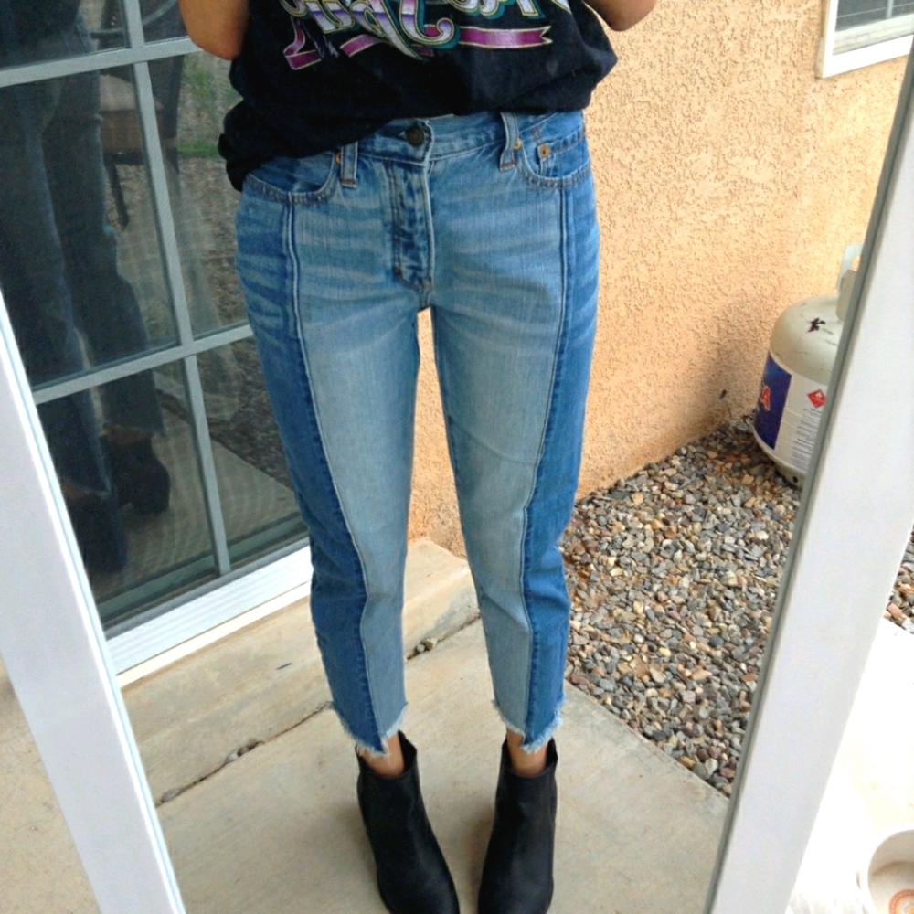 American Eagle Two-Toned Vintage High Rise Jeans